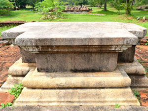 Sri Lankan Sceneries - Anuradhapura Jethavanarama Image House 02
